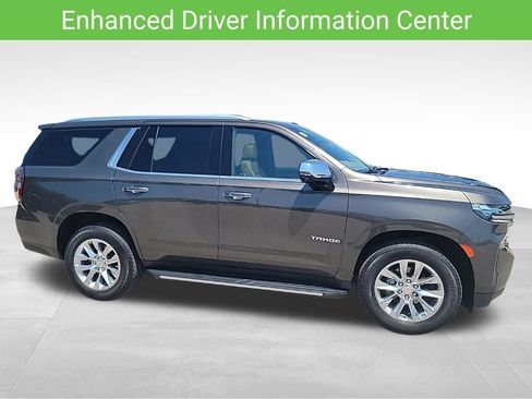 Used 2021 Chevrolet Tahoe Premier w/ Premium Package AWD/4WD image 16