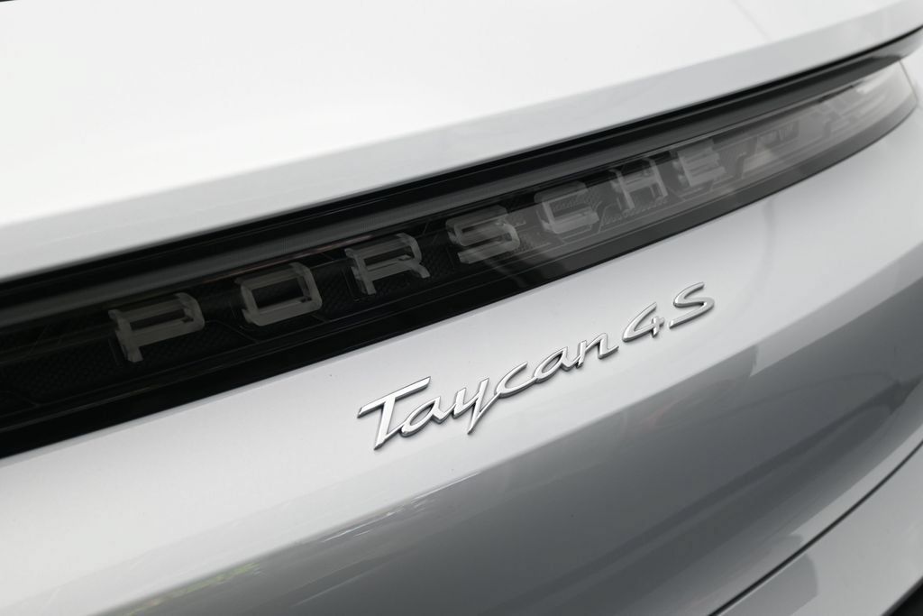 Certified 2025 Porsche Taycan 4S AWD/4WD image 37