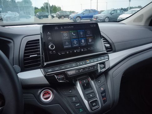 Used 2025 Honda Odyssey EX-L image 20