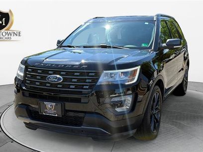 Used 2017 Ford Explorer XLT w/ Equipment Group 202A