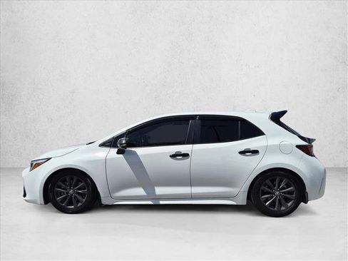 Used 2024 Toyota Corolla SE w/ SE Package FWD image 9