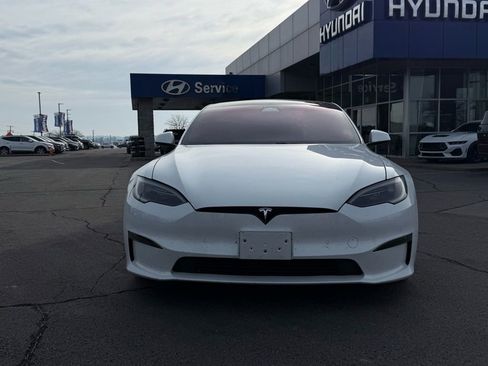 Used 2022 Tesla Model S image 2