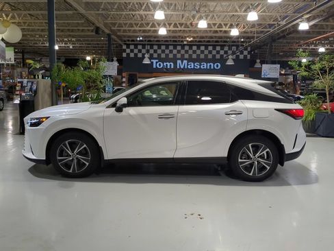 Used 2023 Lexus RX 350 Premium w/ Cold Area Package AWD/4WD image 11