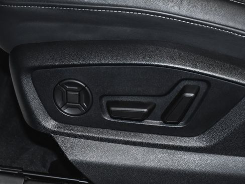 Used 2025 Audi Q8 Premium w/ Black Optic Package image 50