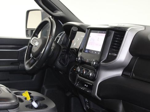 Used 2024 RAM 2500 Big Horn image 31