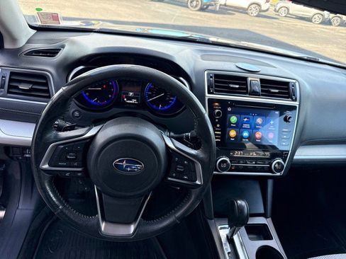 Used 2019 Subaru Outback 2.5i Premium image 17