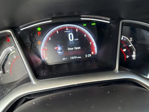 Used 2020 Honda Civic Sport image 6