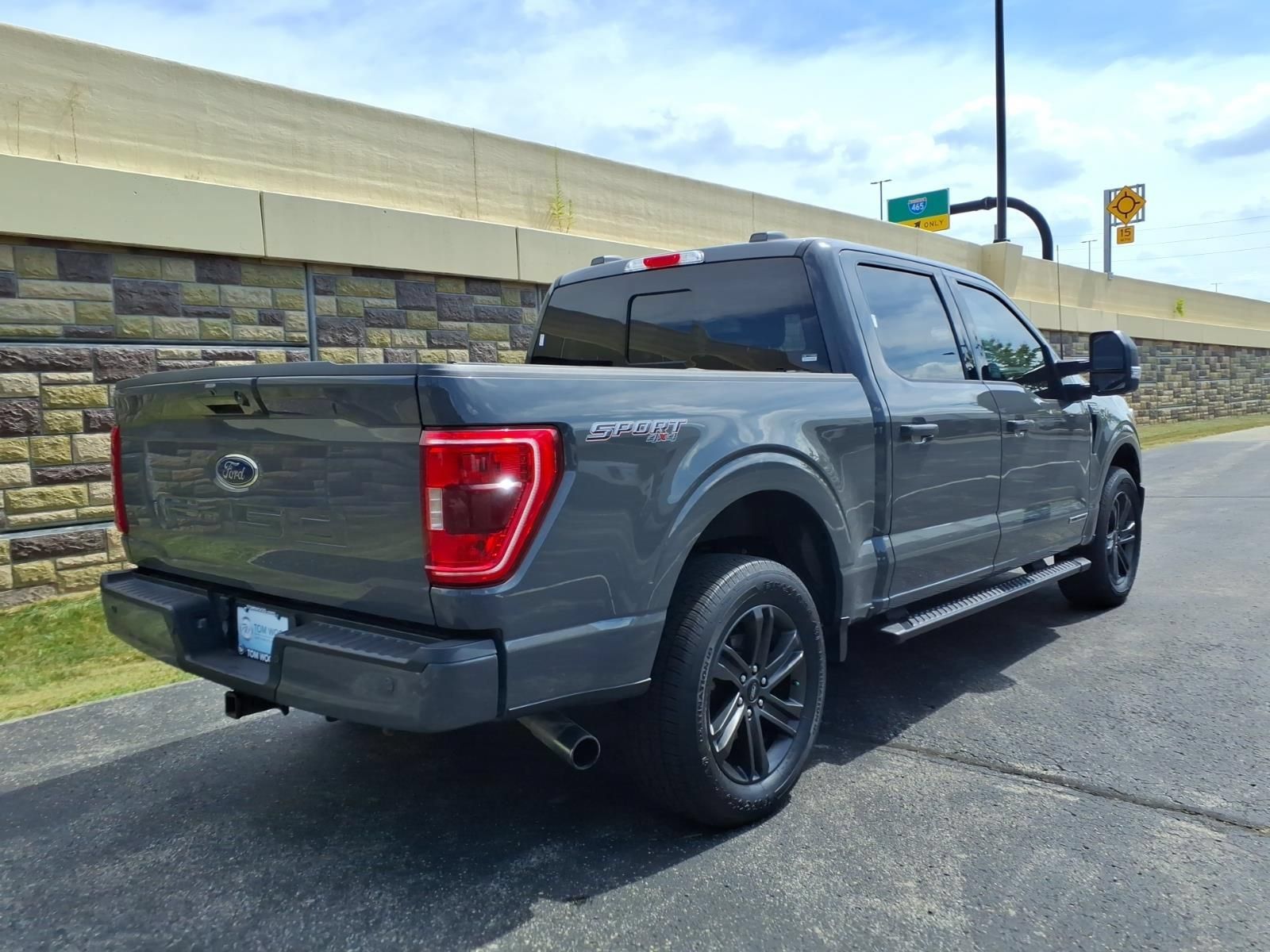 Used 2021 Ford F150 XLT w/ Equipment Group 302A High AWD/4WD image 10