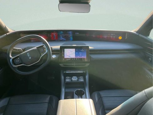 Used 2024 Lincoln Nautilus Reserve w/ Equipment Group 202A image 28