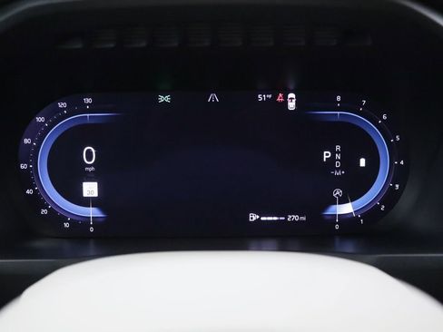 Used 2023 Volvo XC90 B6 Plus image 17