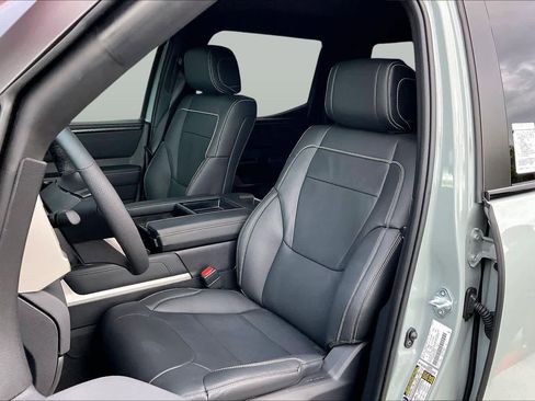 New 2026 Toyota Tundra Limited image 8