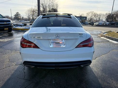 Used 2018 Mercedes-Benz CLA 250 4MATIC image 4