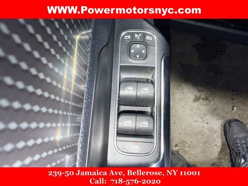 Used 2021 Mercedes-Benz GLA 250 4MATIC w/ Premium Package image 36