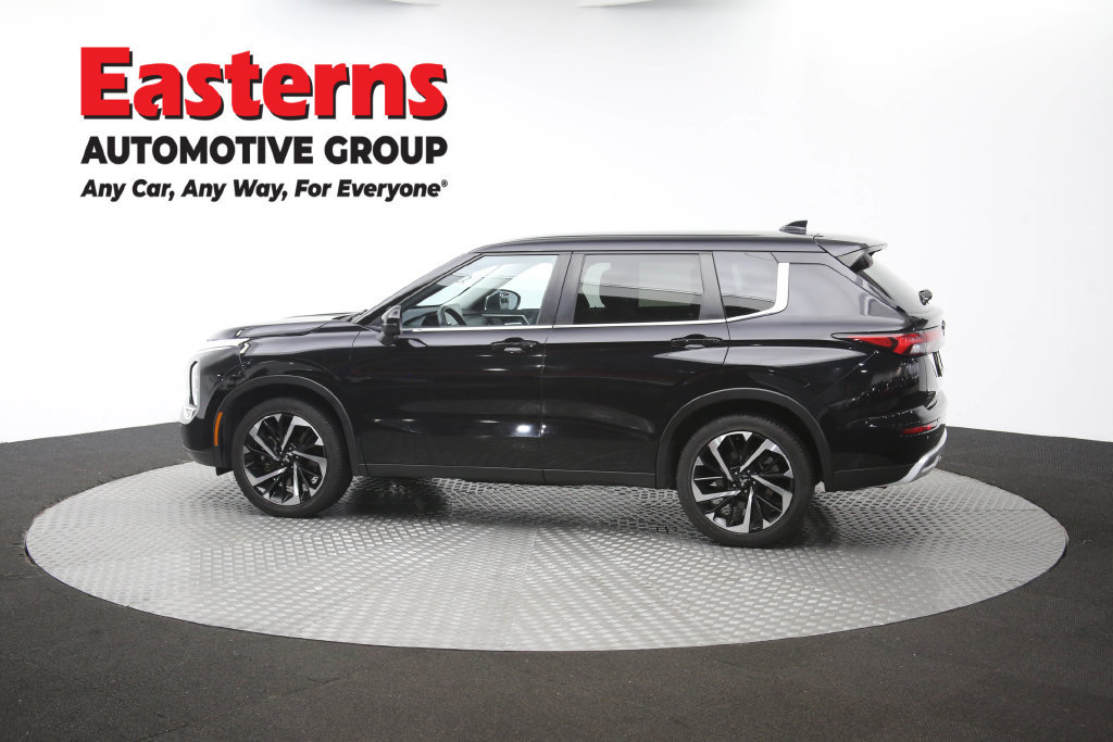 Used 2024 Mitsubishi Outlander SE FWD image 63