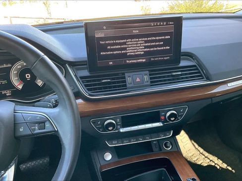 Used 2021 Audi Q5 Prestige w/ Prestige Package image 6