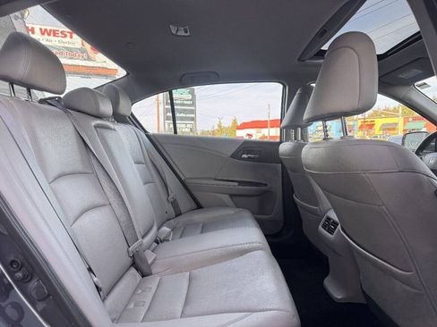 Used 2015 Honda Accord EX-L image 16