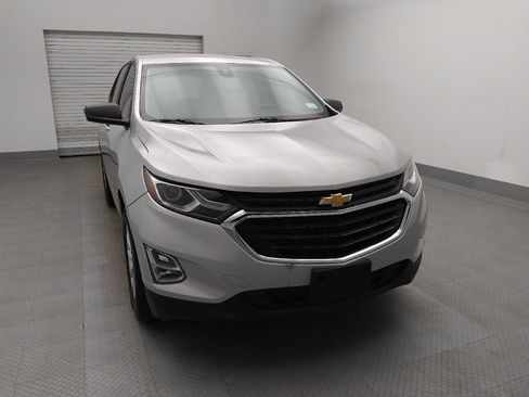 Used 2020 Chevrolet Equinox LS w/ LS Convenience Package image 14