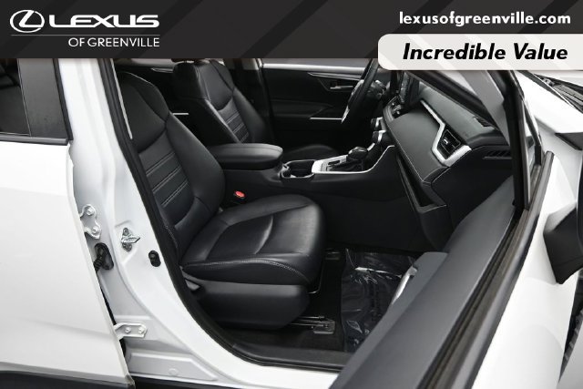 Used 2019 Toyota RAV4 XLE Premium w/ Cold Weather Package AWD/4WD image 34