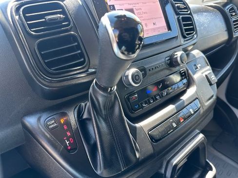 Used 2025 RAM ProMaster 2500 w/ U-Haul Equipment Group FWD image 27