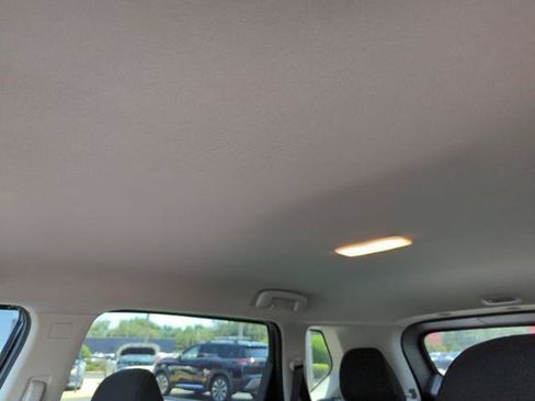 Certified 2025 Nissan Rogue S FWD image 30