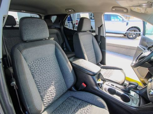 Used 2024 Chevrolet Equinox LT image 17