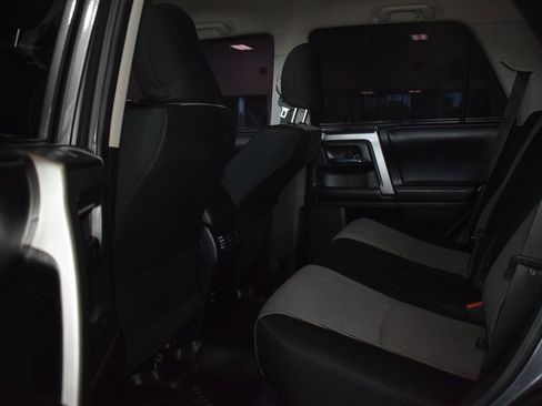 Used 2017 Toyota 4Runner SR5 AWD/4WD image 16