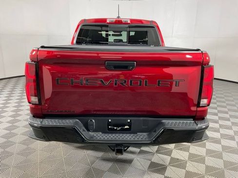 Used 2025 Chevrolet Colorado Z71 w/ Technology Package image 5