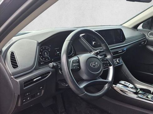Used 2023 Hyundai Sonata Limited FWD image 9