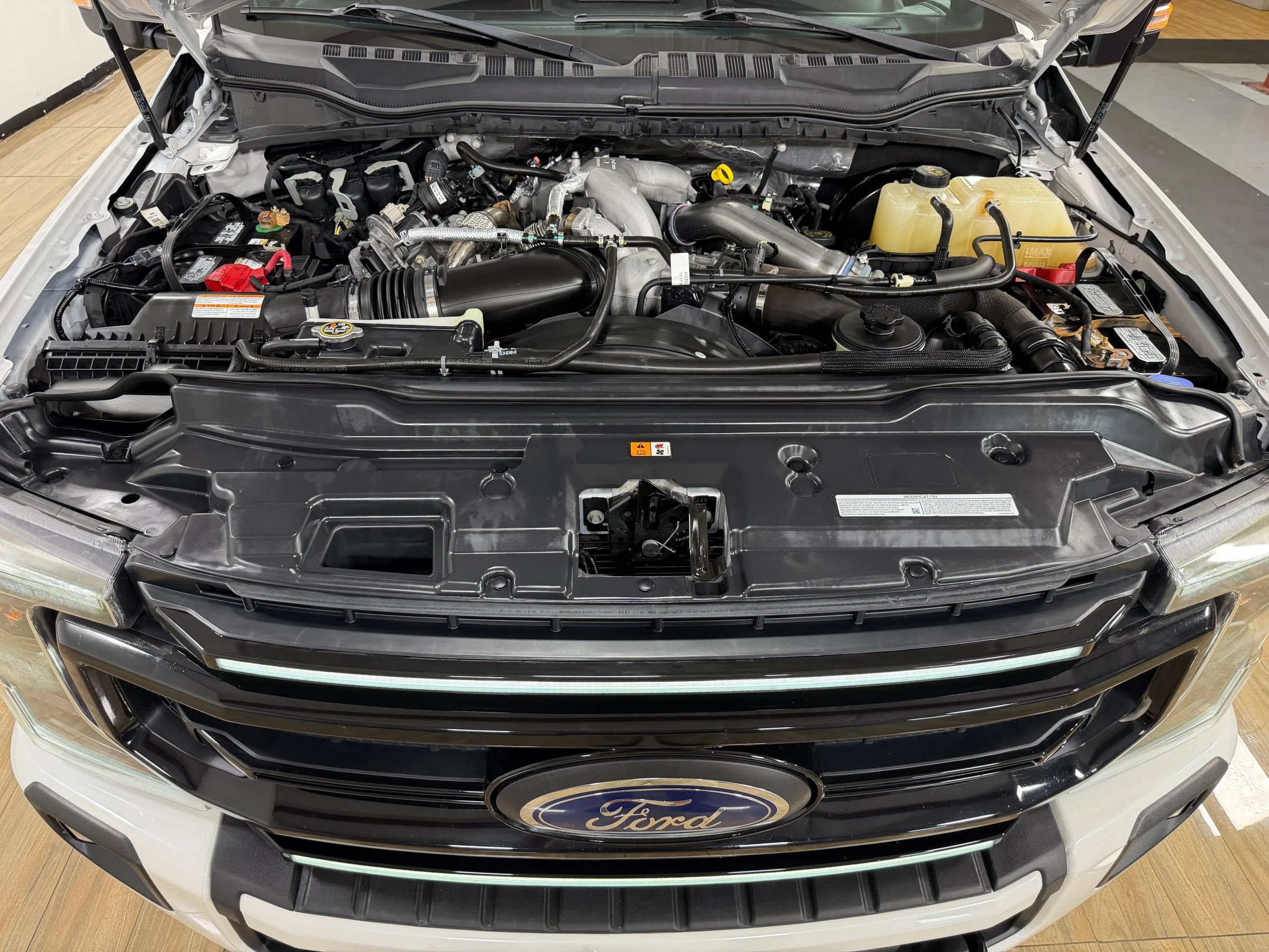 Used 2022 Ford F250 Lariat w/ Lariat Ultimate Package AWD/4WD image 10
