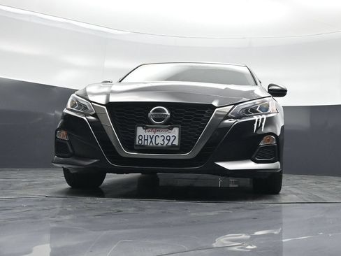 Used 2019 Nissan Altima 2.5 SR w/ SR Premium Package FWD image 44