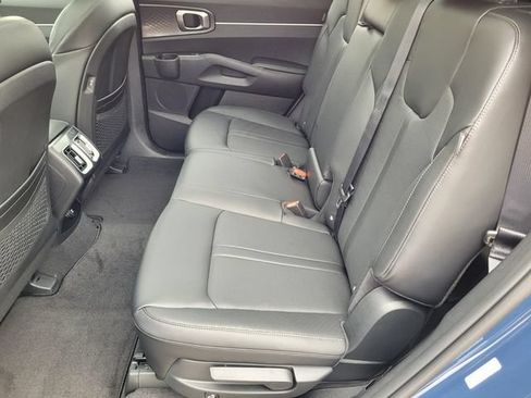New 2026 Kia Sorento S w/ S Panoramic Sunroof Package FWD image 13