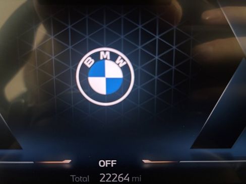 Used 2025 BMW 330i xDrive 330i xDrive image 16