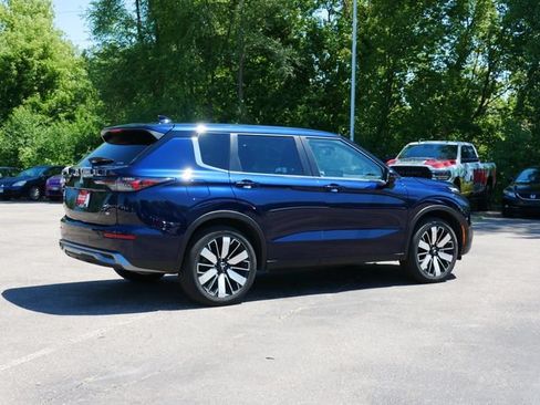 Used 2026 Mitsubishi Outlander SE AWD/4WD image 5