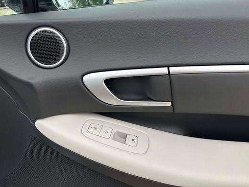 New 2026 Hyundai Sonata SEL FWD image 18