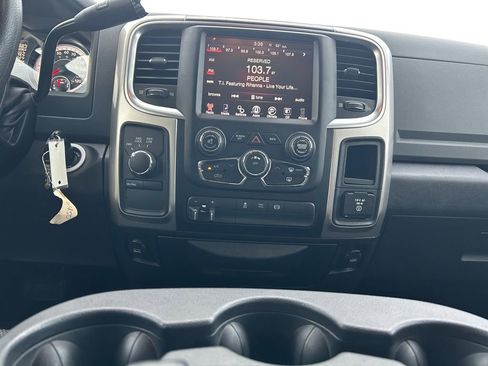 Used 2016 RAM 2500 SLT w/ Protection Group image 12