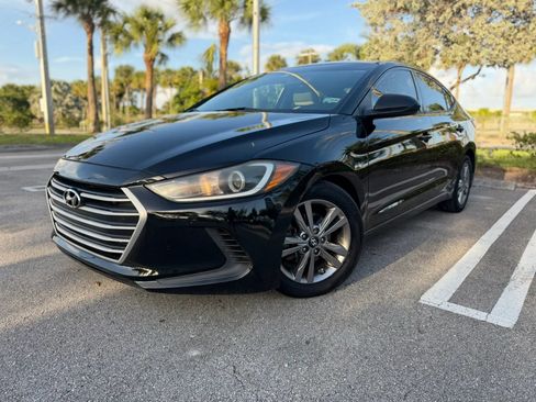 Used 2018 Hyundai Elantra SEL image 1
