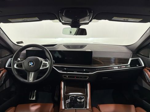 Certified 2024 BMW X6 xDrive40i w/ Executive Package image 29