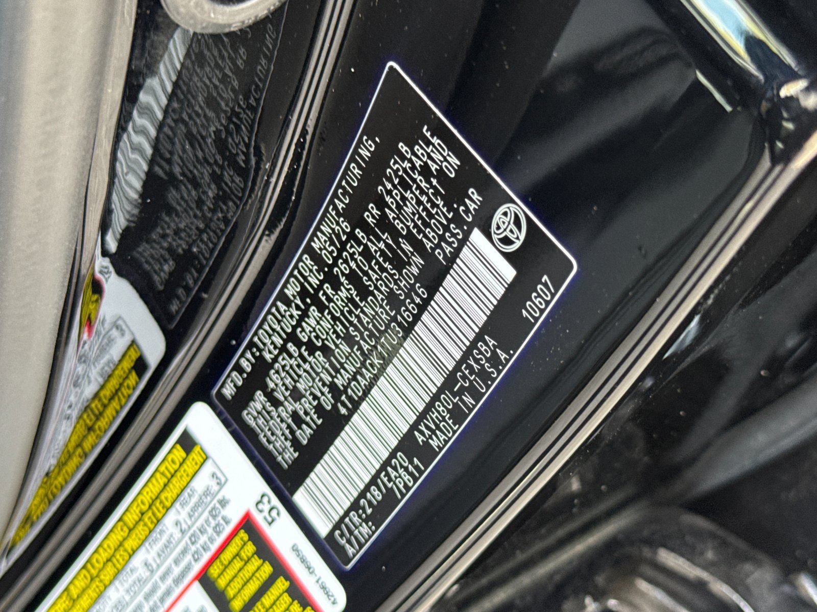 Used 2026 Toyota Camry Hybrid w/ Convenience Package FWD image 28