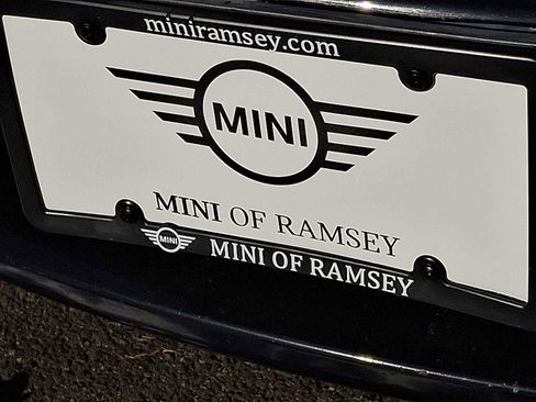 Used 2024 Tesla Model Y Long Range image 30