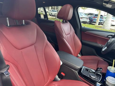 Certified 2023 BMW X4 xDrive30i w/ Premium Package image 29