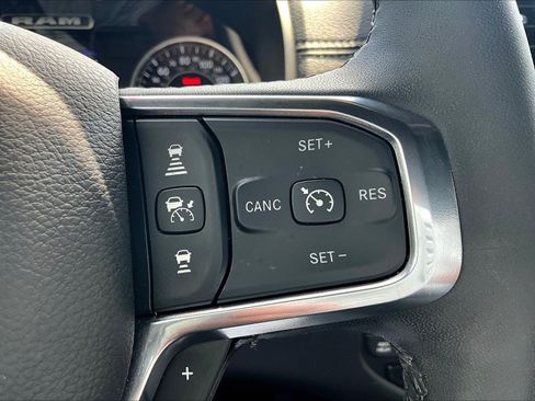 Used 2025 RAM 1500 Laramie AWD/4WD image 13