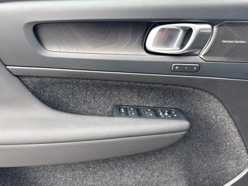 Certified 2023 Volvo C40 P8 Recharge Ultimate AWD/4WD image 15