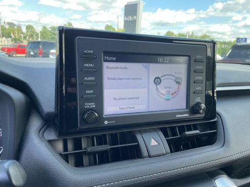 Used 2021 Toyota RAV4 XLE w/ Convenience Package AWD/4WD image 13