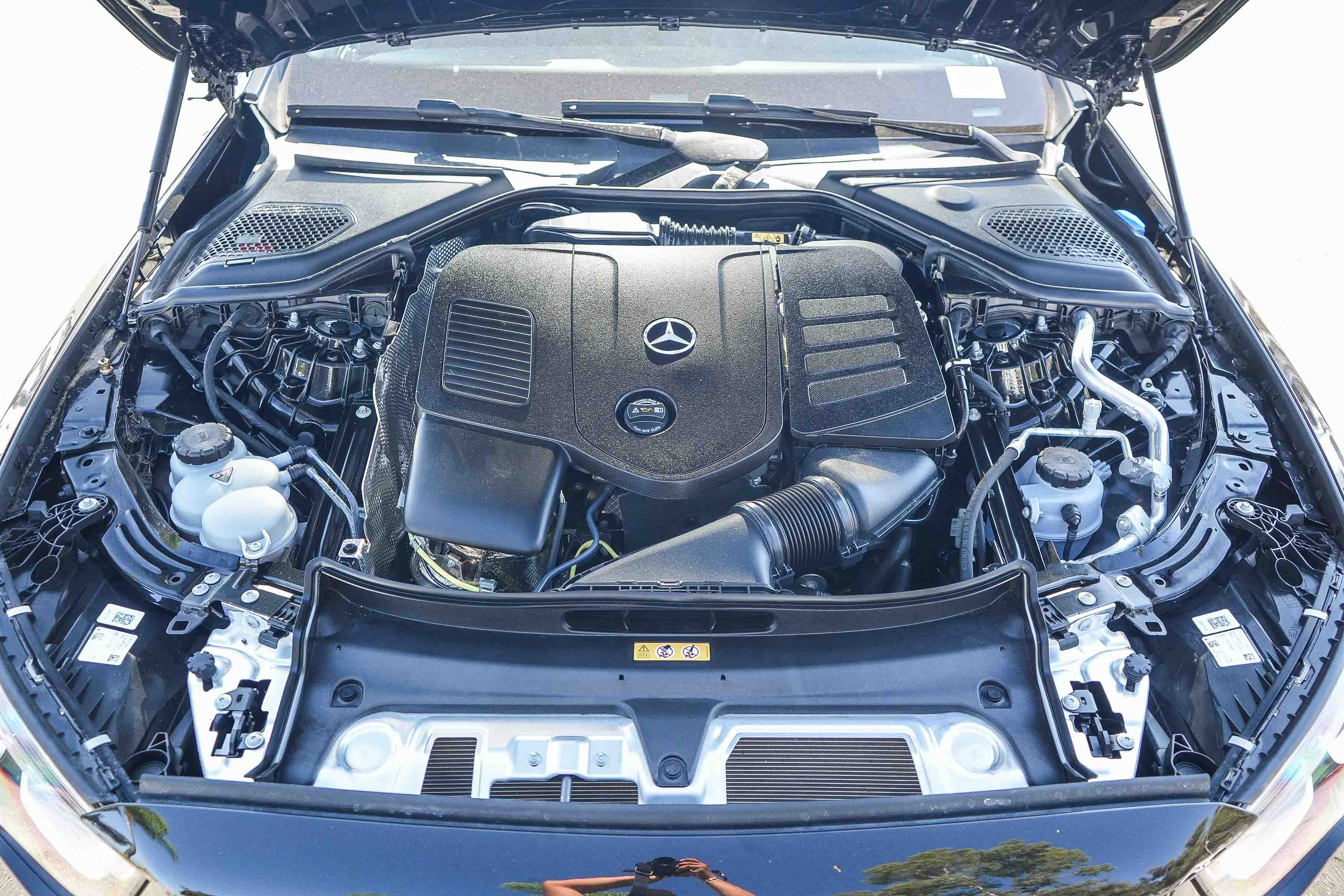 Used 2025 Mercedes-Benz E 350 Sedan w/ Winter Package image 26