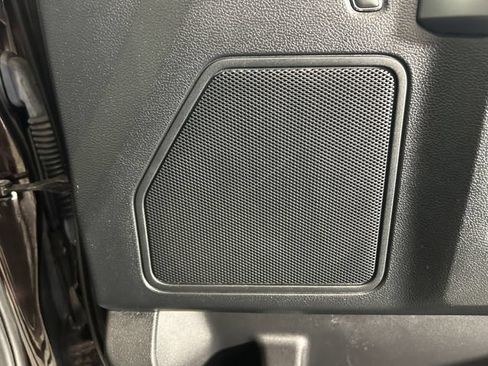 Used 2020 Ford F150 XLT w/ Equipment Group 302A Luxury AWD/4WD image 29