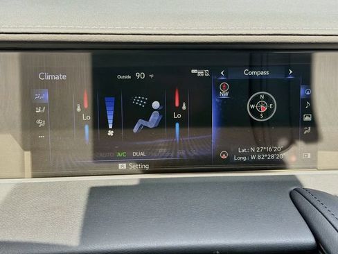 Used 2018 Lexus LC 500 Coupe w/ Performance Package RWD image 32