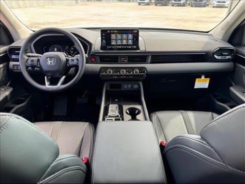 Certified 2025 Honda Pilot EX-L image 13
