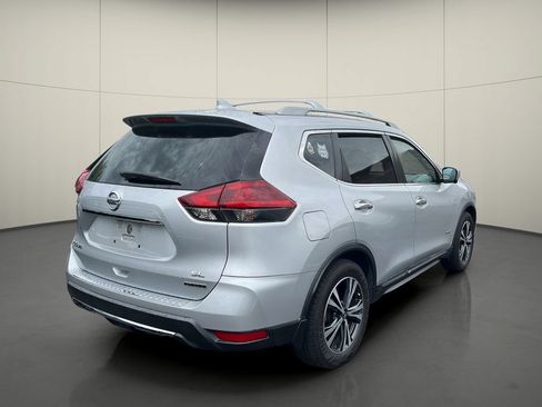 Used 2018 Nissan Rogue SL FWD image 7