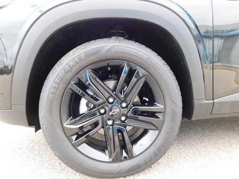 New 2026 Chevrolet Trax ACTIV FWD image 10