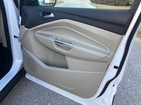 Used 2018 Ford Escape SE w/ SE Sync 3 Package image 33